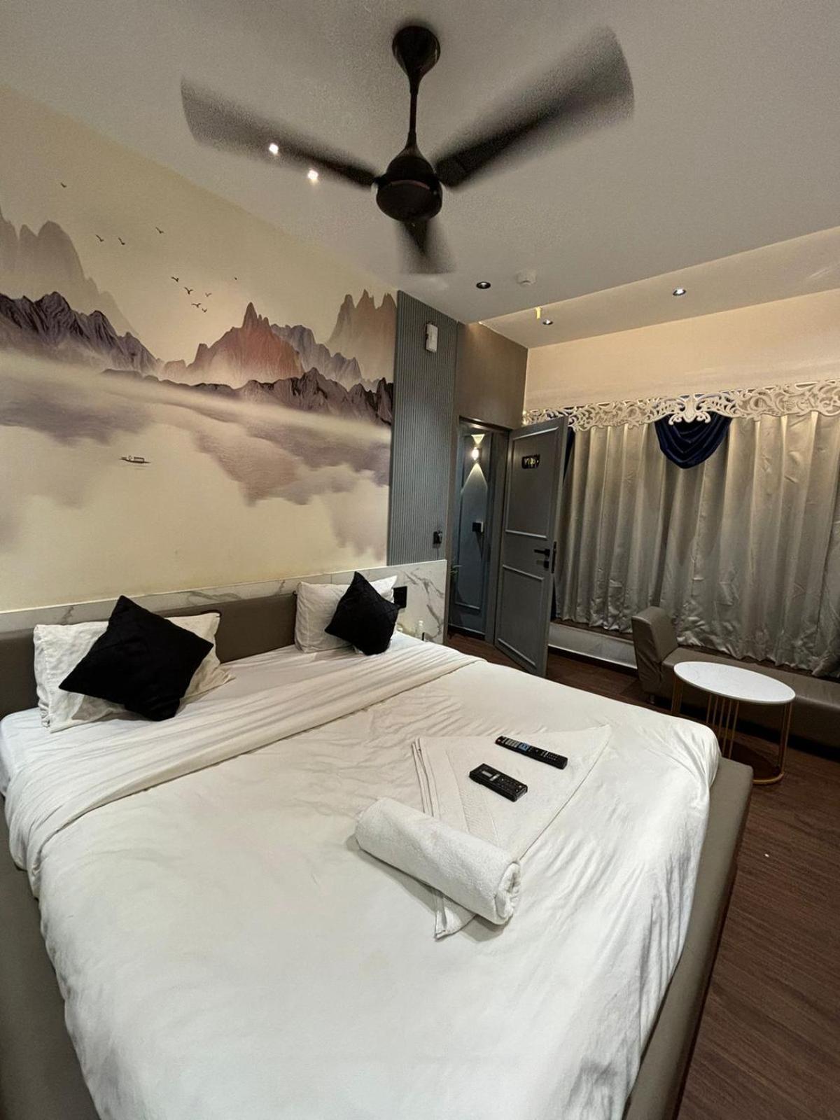 V Love Surat Exterior photo